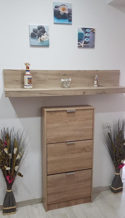 Apartament Deea Navodari Bagian luar foto