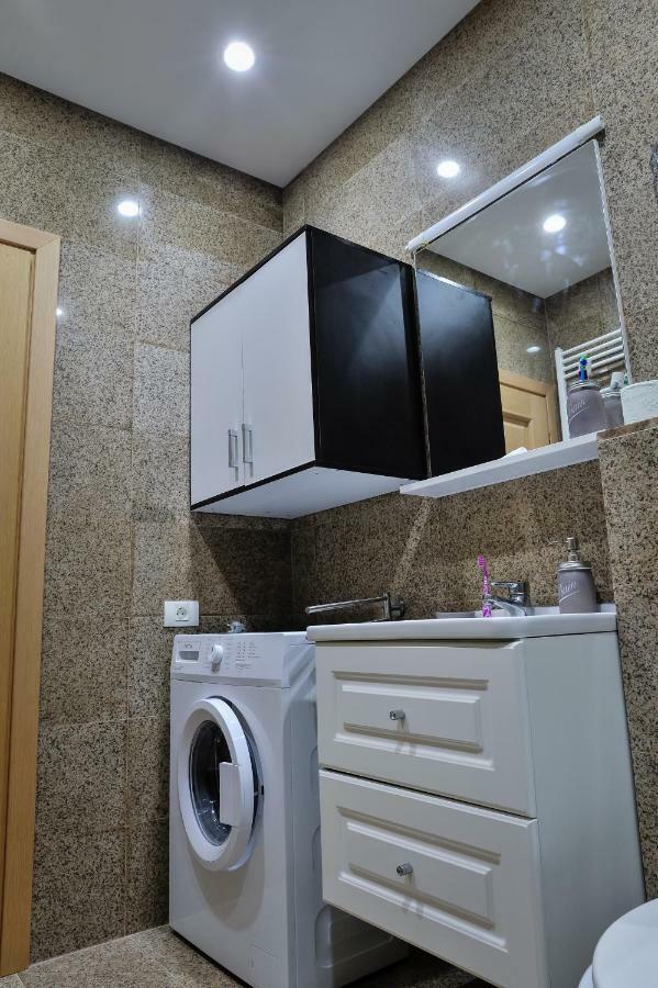 Apartament Deea Navodari Bagian luar foto